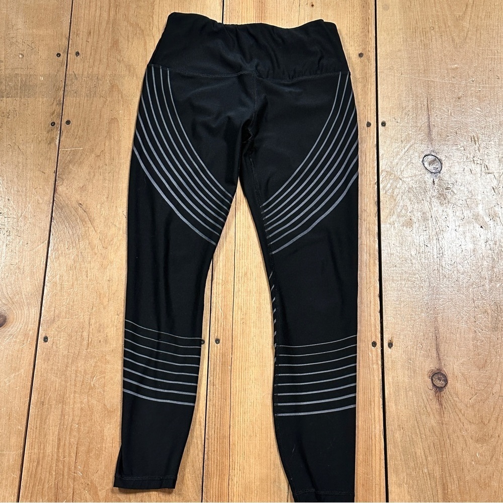 RBX Leggings / yoga pants Black with Gray pinstripes, M